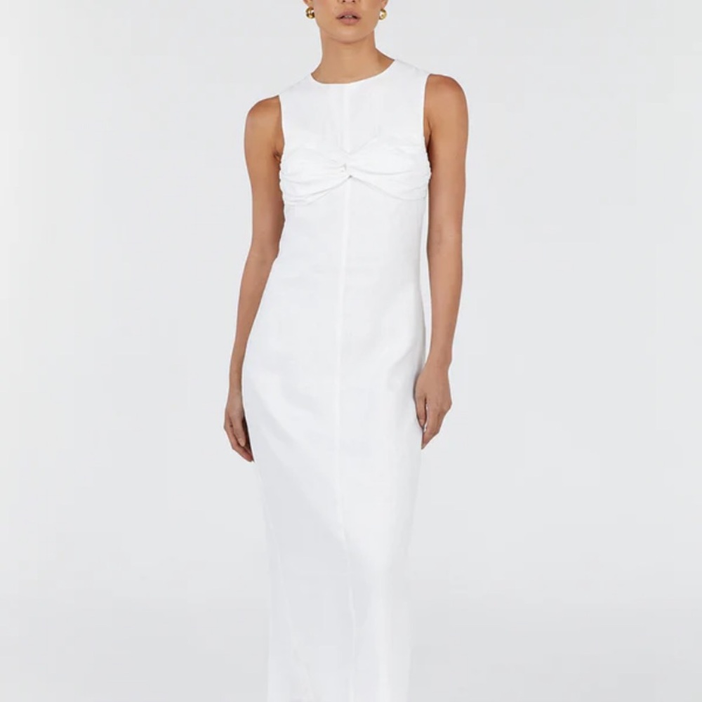 Dissh brand new dress small 6